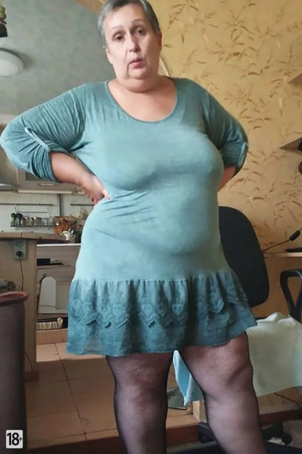 Зрелая теща на фото в откровенном белье для секса